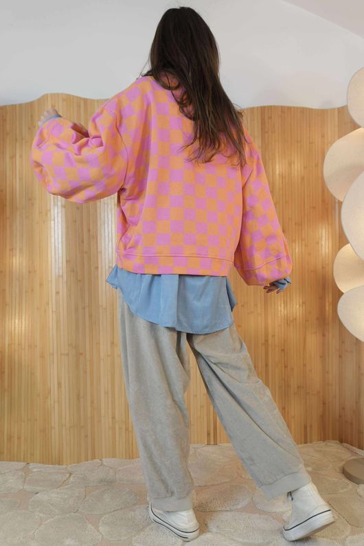 Check Mate Lantern Sleeve Sweat Aperol Pink
